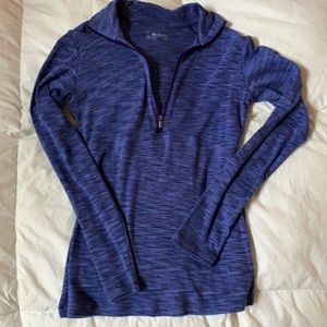 Columbia sportswear quarter zip long sleeved shirt